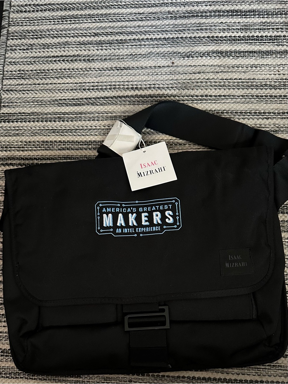 Isaac Mizrahi Crossbody Laptop Messenger Bag “america’s Greatest Makers” tv Show